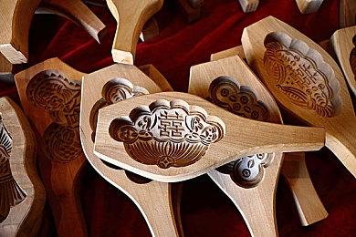 亚马逊平台二手XBX主机价格已达官方零售价两倍